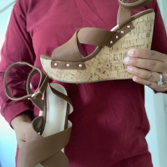 Tan, Faux Leather Wedges.  Ankle-strap Sandals. - Picture 3 of 4